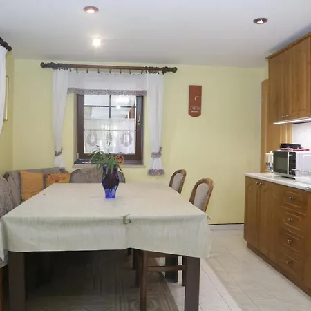 Üdülőközpont River Side Near Besenova Ivachnófalu