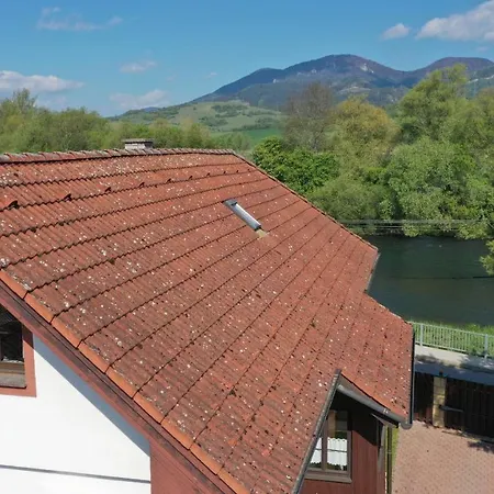Üdülőközpont River Side Near Besenova *