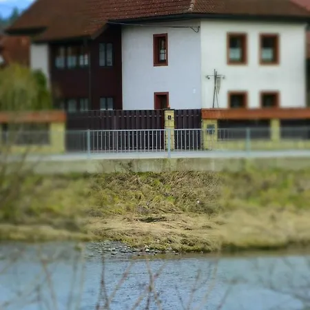 Üdülőközpont River Side Near Besenova