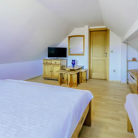 Üdülőközpont River Side Near Besenova