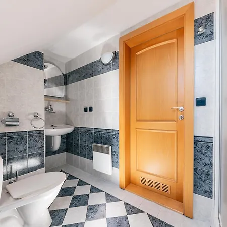 River Side Near Besenova Üdülőközpont