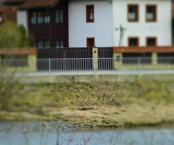 Resort River Side Near Besenova